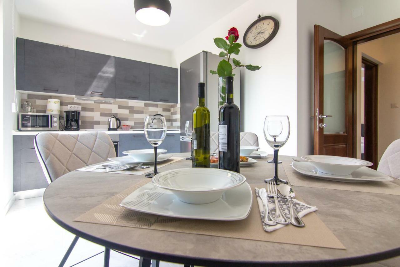 Apartments Edi & Tea Малинска Экстерьер фото